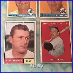 11 Card New York Yankees Lot 1956 To 1972. M. Mantle/Berra/Carey ETC