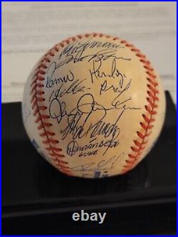 1999 New York Yankees Team Signed Baseball with 29 Signatures Beckett LOA