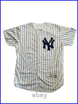 DEREK JETER Autographed New York Yankees Home Jersey with COA