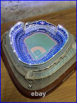 Danbury Mint New York Yankees Stadium 2009 Opening Day /5000 Read F5