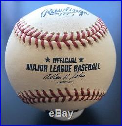 Derek Jeter Autograph Baseball New York Yankees Signed Autographed Official MLB