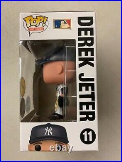 Funko Pop Shop Exclusive New York Yankees Derek Jeter Sports Legends #11 CHASE