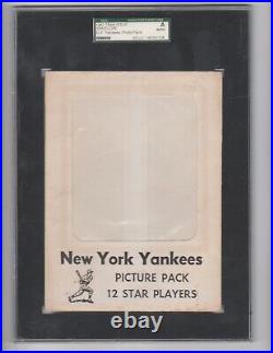 Incredible POP 1 1962 Team Issue Envelope New York Yankees Photo Pack SGC