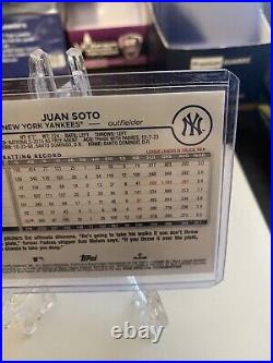 Juan Soto 2024 Topps Series 1 SSSP Yankees Variation. RARE YANKEES