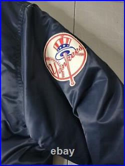 Men's Size L New York Yankees Majestic Authentic Dugout Jacket