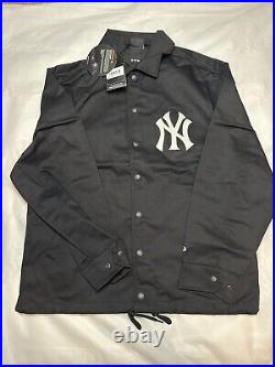 NWT New York Yankees Essential Black Coach Jacket by New Era 13546471 Size XS