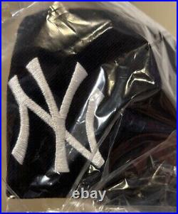 NWT Supreme New York Yankees MLB Teams Box Logo New Era Navy 7 3/4 SHIPS FREE