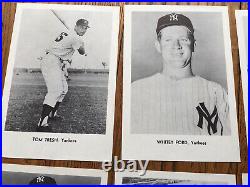 New York Yankees 1965 Photo Pack (12 Cards) Mantle, Maris In Original Envelope