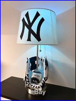 New York Yankees Lamp Baseball Lamp MLB Sports Light Baseball Glove Light