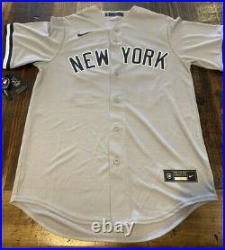Nike Men's Replica New York Yankees Aaron Judge #99 Grey Cool Base Jersey Sz XL