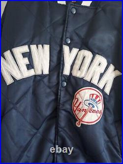 Vintage Majestic New York Yankees Navy Blue Quilted Satin Bomber Jacket Size XL